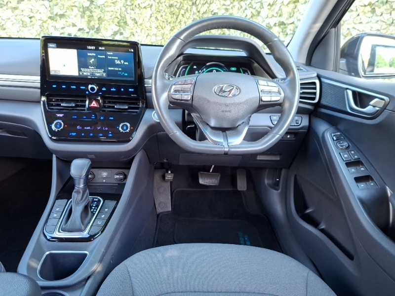 Hyundai Ioniq Hatchback Blue #8