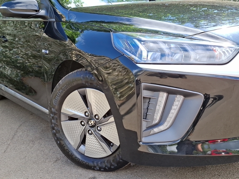 Hyundai Ioniq Hatchback Blue #20
