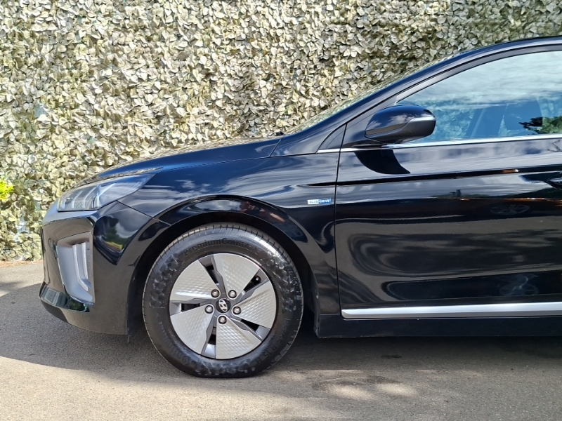 Hyundai Ioniq Hatchback Blue #19