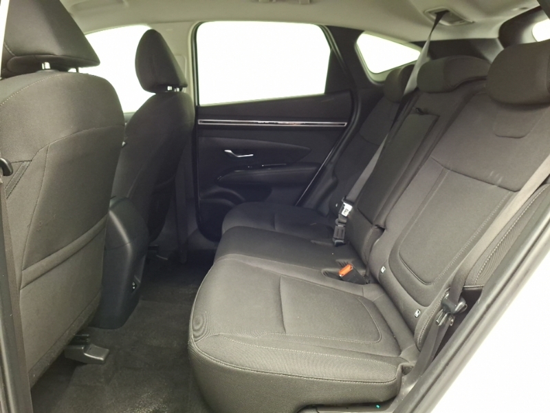 Hyundai Tucson 1.6 Tgdi Se Connect 2Wd White #6