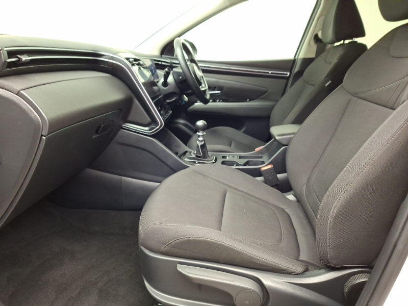 Hyundai Tucson 1.6 Tgdi Se Connect 2Wd White #5