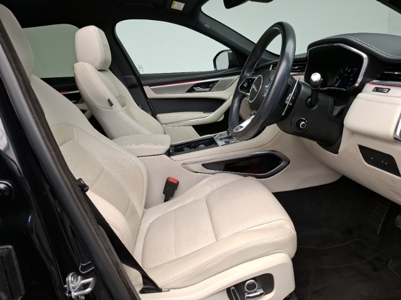 Jaguar F-Pace 2.0 P250 R-dynamic Se Awd Black #6