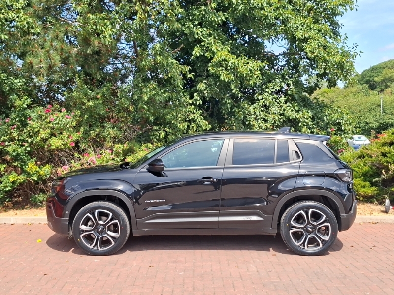 Jeep Avenger 115Kw Summit 54Kwh Black #4