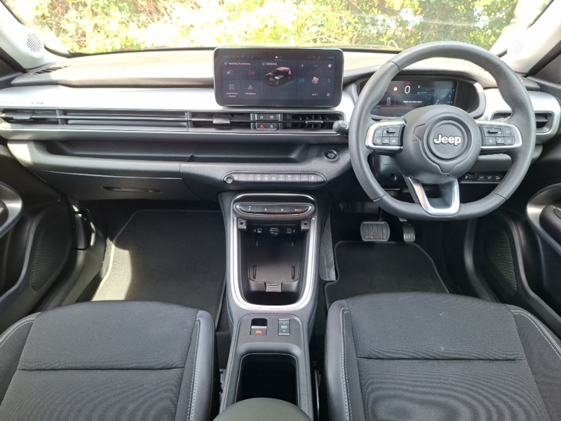 Jeep Avenger 115Kw Summit 54Kwh Black #3