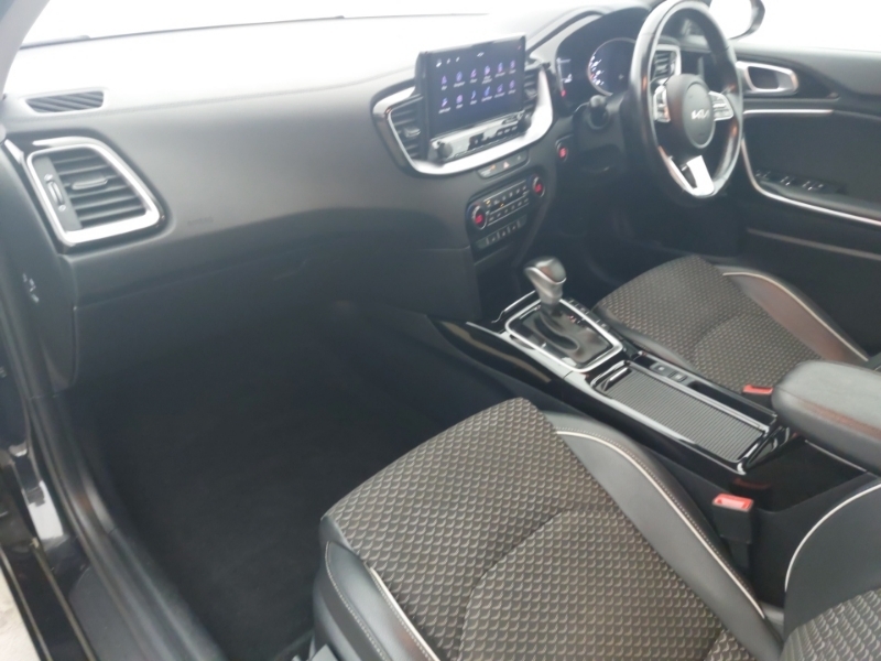 Kia Ceed 1.5T Gdi Isg 138 3 Dct Black #5