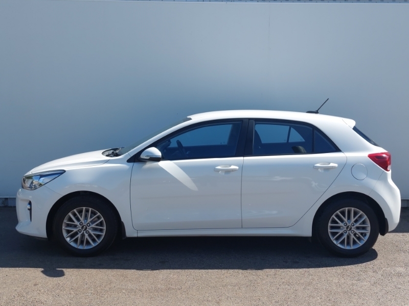 Kia RIO 1.0 T Gdi 2 White #4