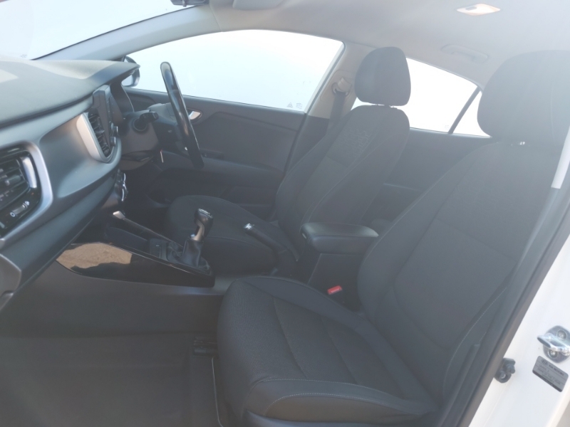 Kia RIO 1.0 T Gdi 2 White #5