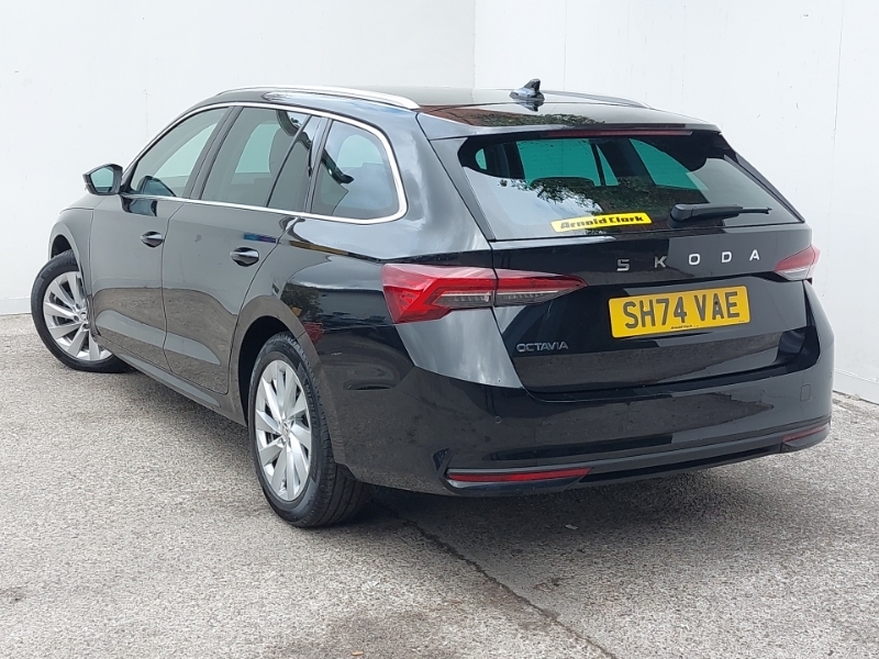 Skoda Octavia 2.0 Tdi 150 Se L Dsg Black #2