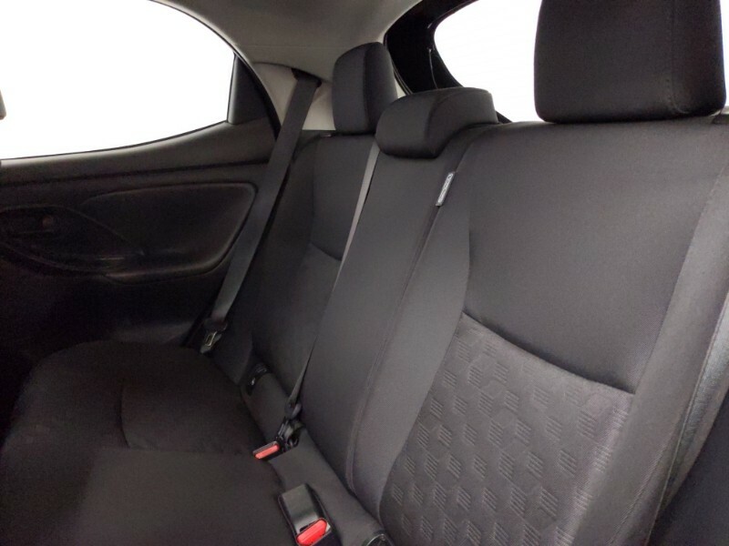 Mazda 2 1.5I Hybrid Centre Line Cvt Black #6