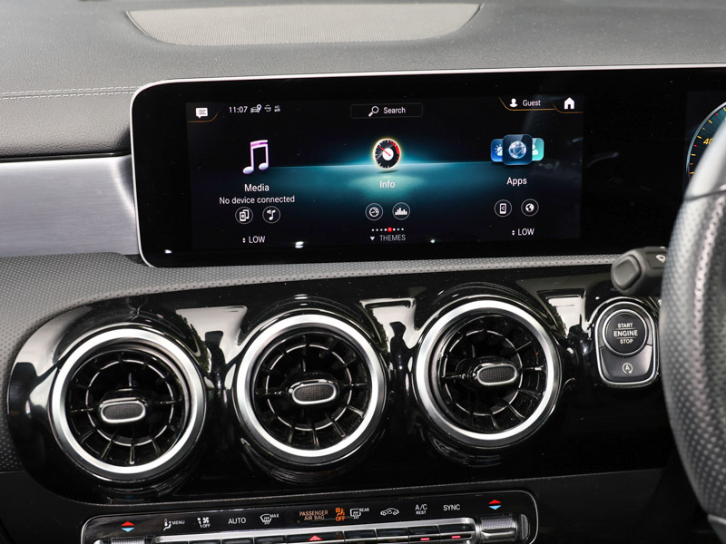 Mercedes-Benz CLA Class Cla 180 Amg Line Premium Plus Tip #19