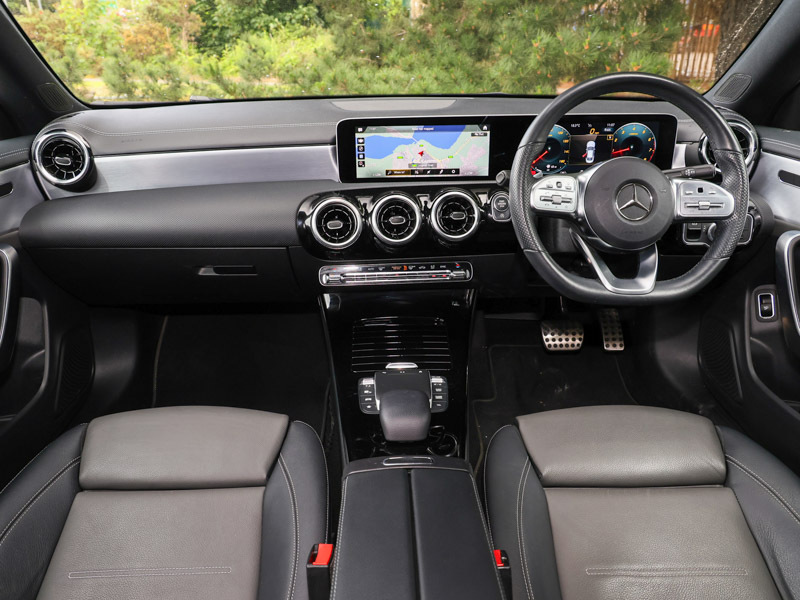 Mercedes-Benz CLA Class Cla 200 Amg Line Tip Silver #3