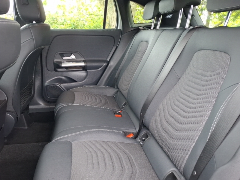 Mercedes-Benz GLA Class Gla 200 Sport Executive White #6