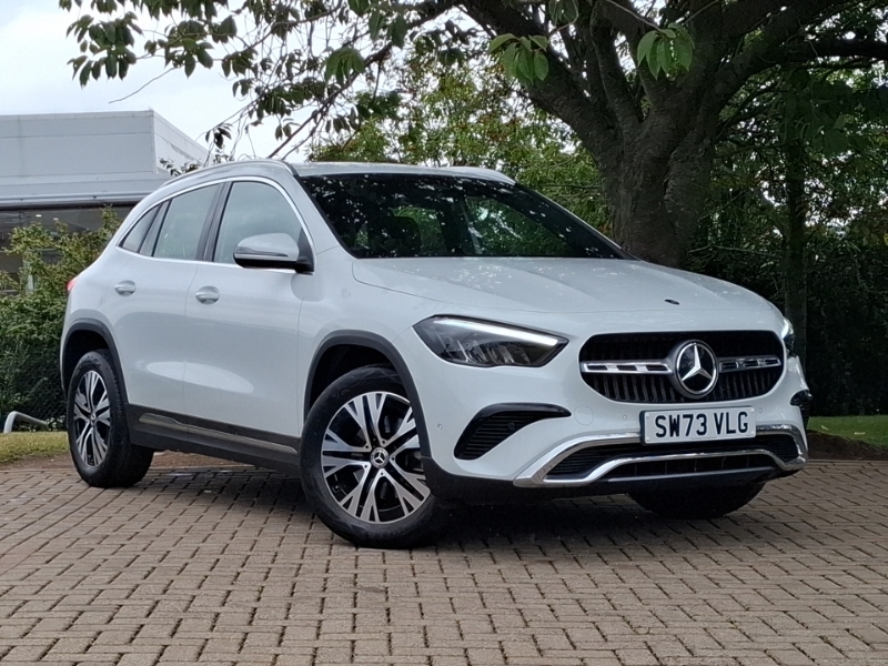 Mercedes-Benz GLA Class Gla 200 Sport Executive White