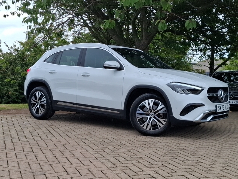 Mercedes-Benz GLA Class 200D Amg Line Premium Black #7