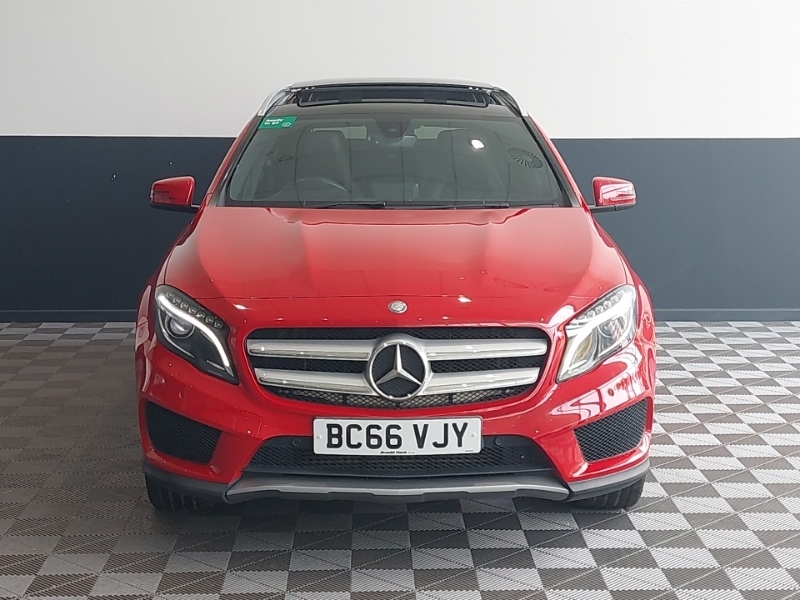 Mercedes-Benz GLA Class D 4Matic Sport Premium #14