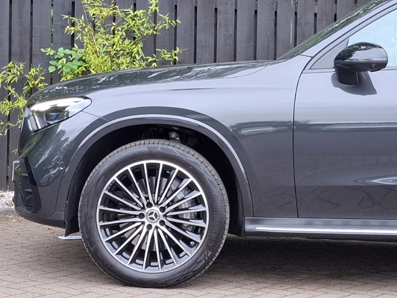 Mercedes-Benz GLC Class 300D 4Matic Amg Line Premium Blue #19