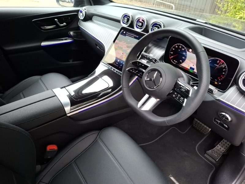 Mercedes-Benz GLC Class 300D 4Matic Amg Line Premium Blue #16