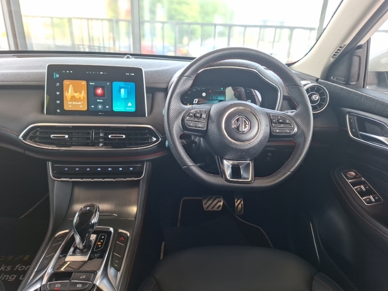 MG HS 1.5 T Gdi Trophy Suv Black #8