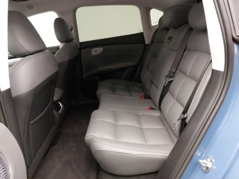 MG IM6 553Kw Launch Edition 100Kwh Awd - 2025 7 Silver #6