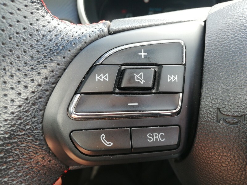 MG ZS Zs 1.0T Gdi Exclusive Red #12