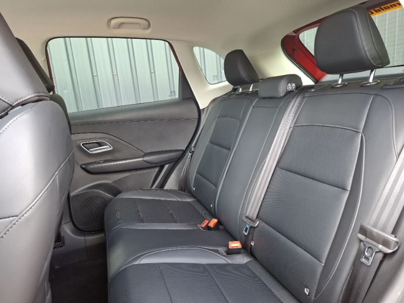 MG ZS 1.5 Hybrid Trophy Red #6