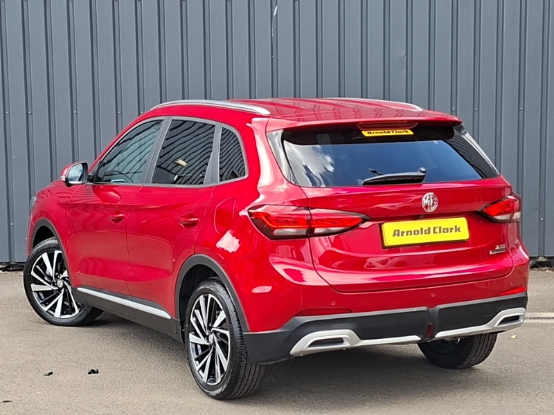 MG ZS 1.5 Hybrid Trophy Red #2