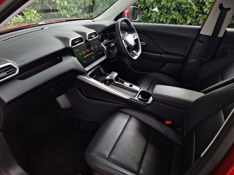MG ZS 1.5 Hybrid Trophy Red #5