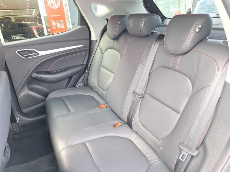 MG ZS 1.5 Vti-tech Exclusive Black #6