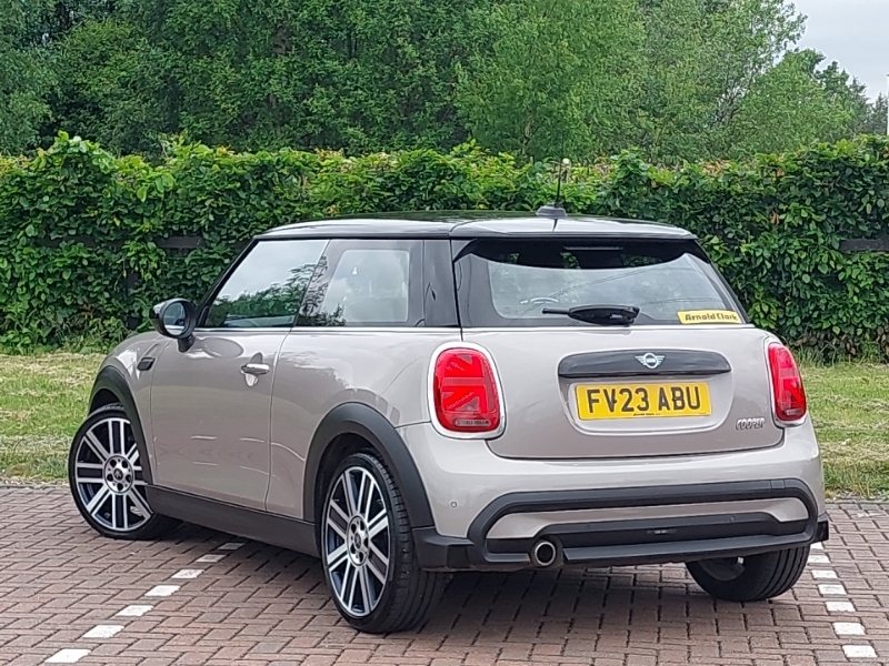 Mini Hatch 1.5 Cooper Exclusive Premium Grey #2
