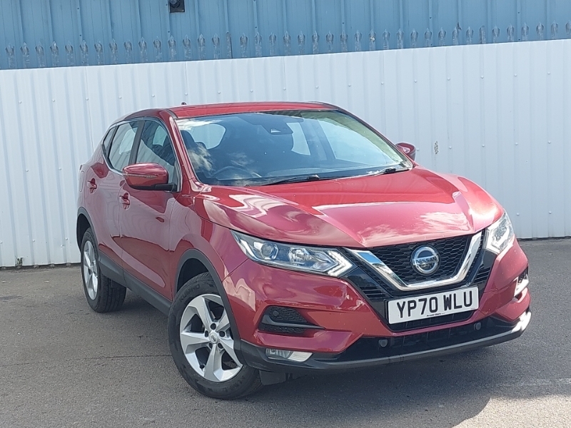 Nissan Qashqai 1.3 Dig-t Acenta Premium Red