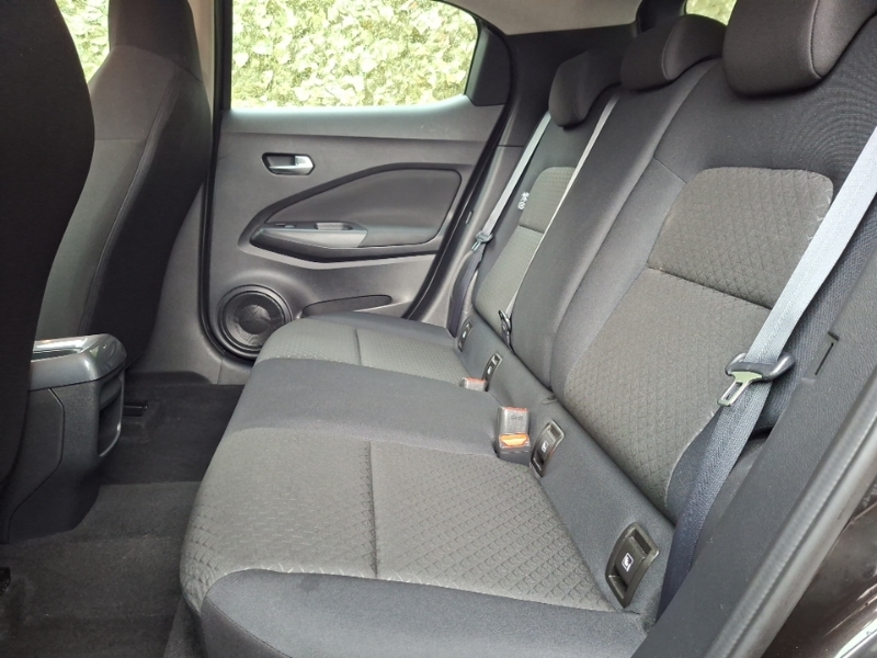Nissan Juke 1.0 Dig-t 114 Acenta Black #6