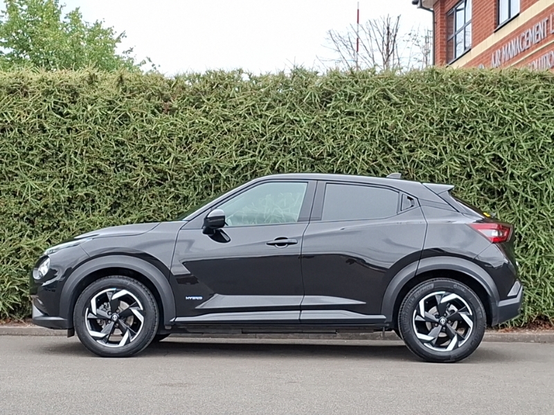 Nissan Juke 1.6 Hybrid N-connecta Black #4