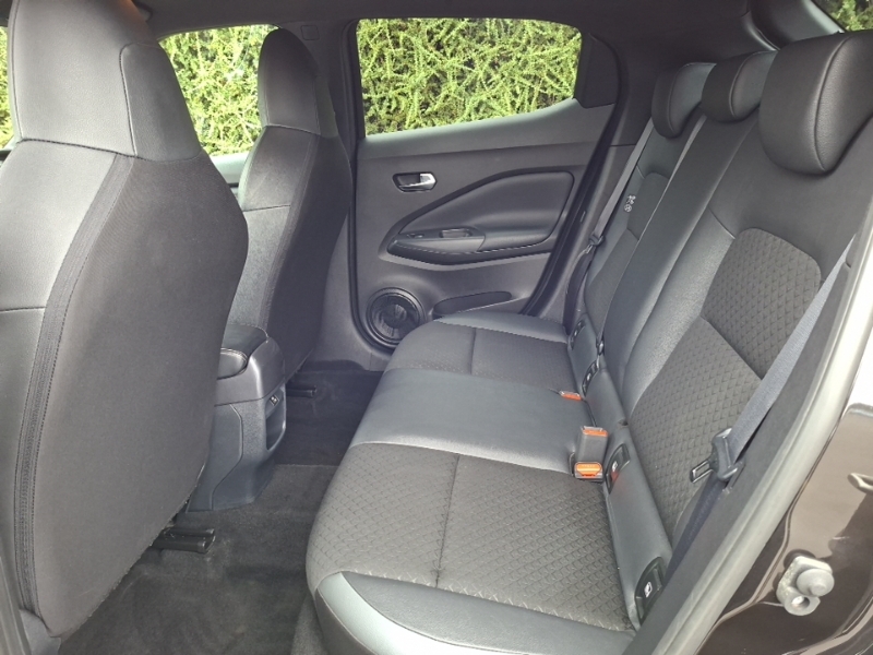 Nissan Juke 1.6 Hybrid N-connecta Black #6
