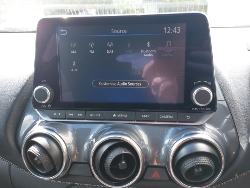 Nissan Juke 1.0 Dig-t 114 Acenta White #16