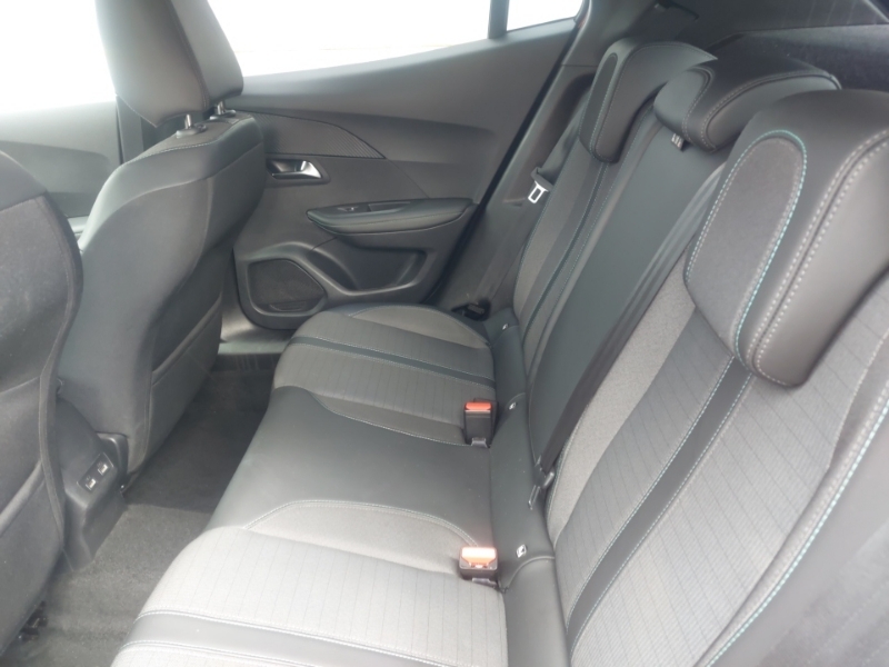 Peugeot 2008 1.2 Puretech Allure Premium Orange #6