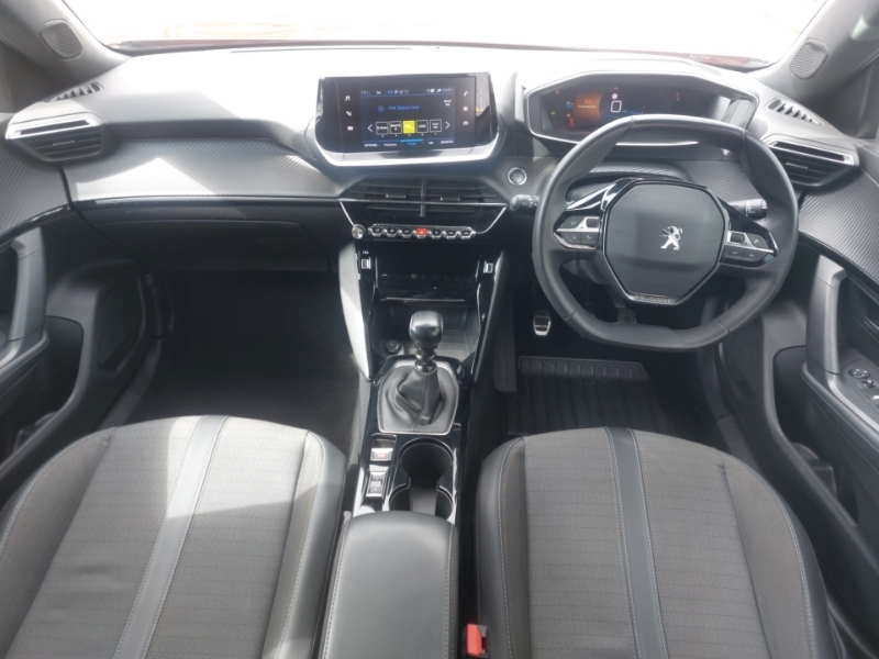 Peugeot 2008 1.2 Puretech Allure Premium Orange #3