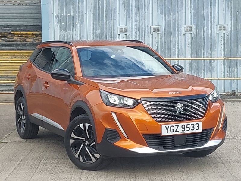 Peugeot 2008 1.2 Puretech Allure Premium Orange
