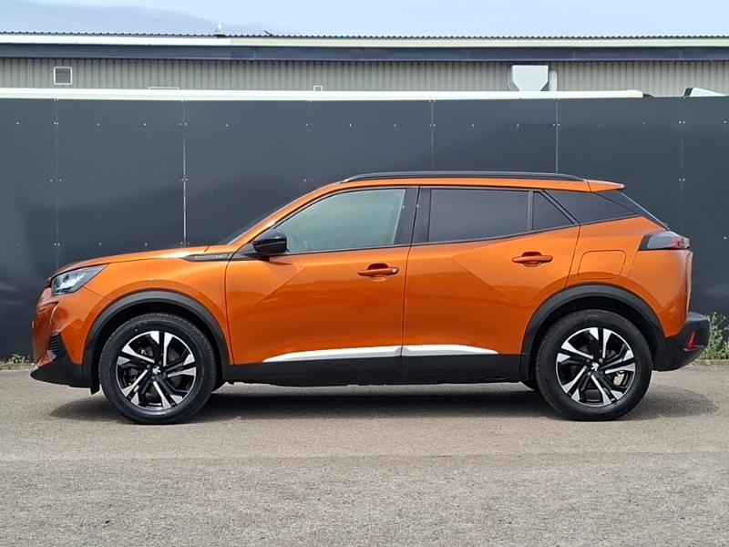 Peugeot e-2008 100Kw Allure Premium 50Kwh Orange #4