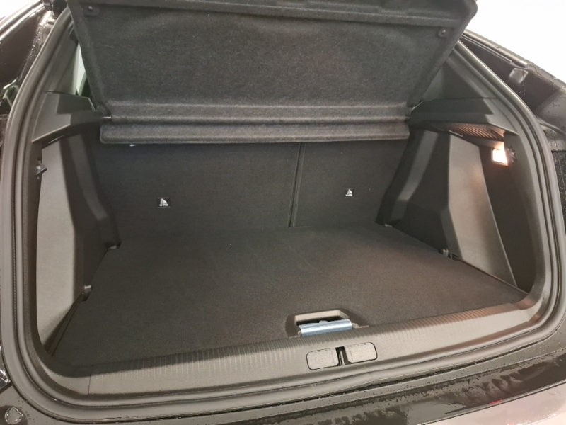 Peugeot 2008 1.2 Puretech Allure Blue #17