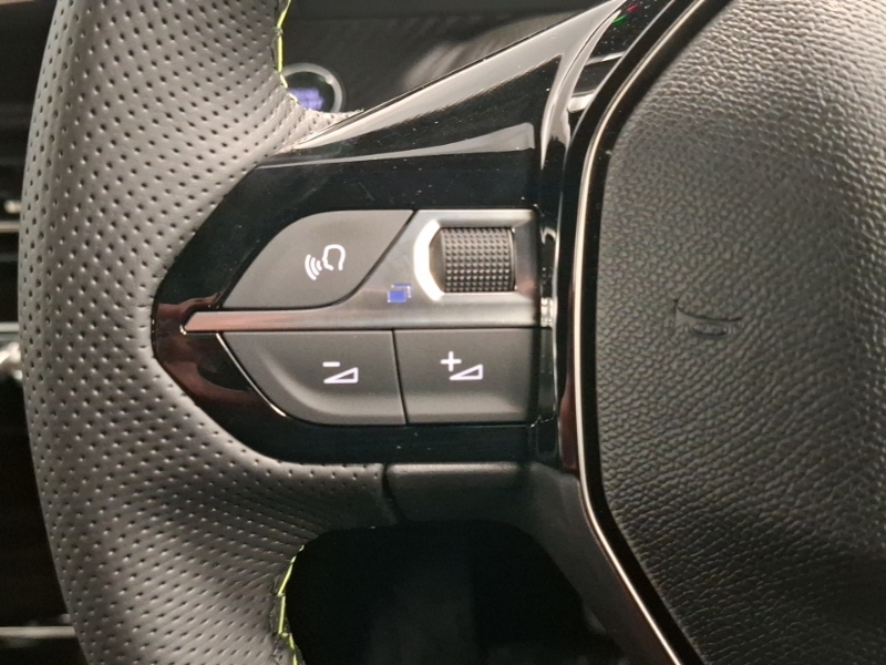 Peugeot 2008 1.2 Puretech Allure Blue #11