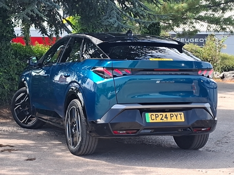 Peugeot 3008 157Kw Gt 73Kwh Blue #2