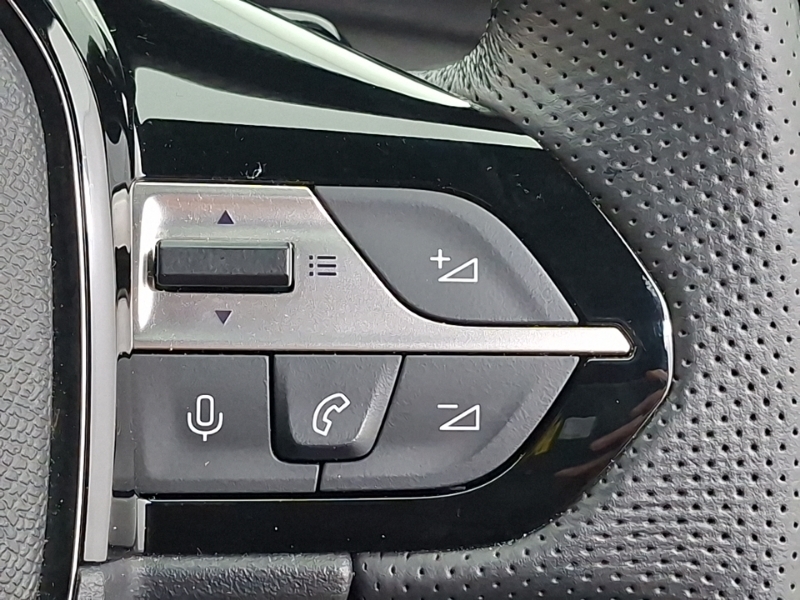 Peugeot 308 Allure Premium P-tech Ss White #13