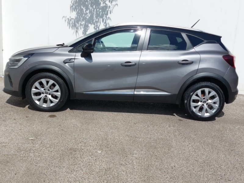 Renault Captur 1.0 Tce 100 Iconic Black #4