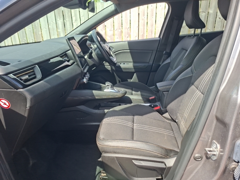 Renault Captur 1.6 E-tech Full Hybrid 145 Engineered Grey #5