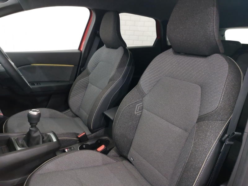 Renault Symbioz 1.3 Tce 140 Techno Red #5