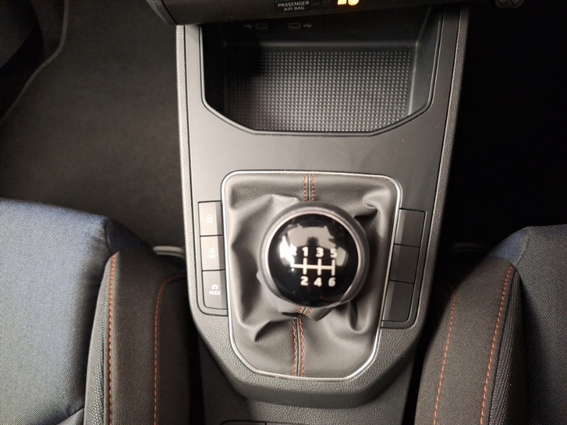 Seat Ibiza 1.0 Tsi 95 Fr Black #9