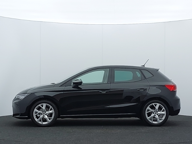 Seat Ibiza 1.0 Tsi 115 Fr First Edition Dsg Black #4