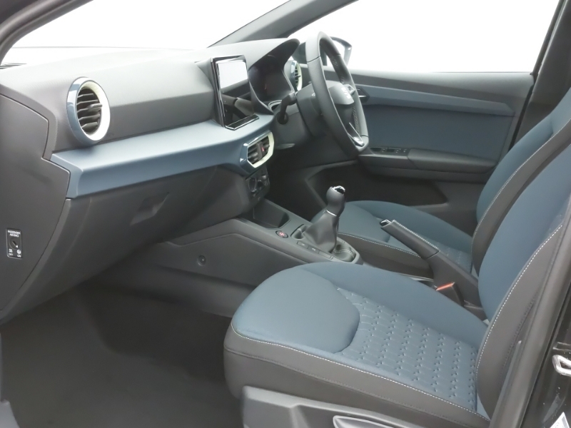 Seat Ibiza 1.0 Tsi 95 Se Technology Black #5