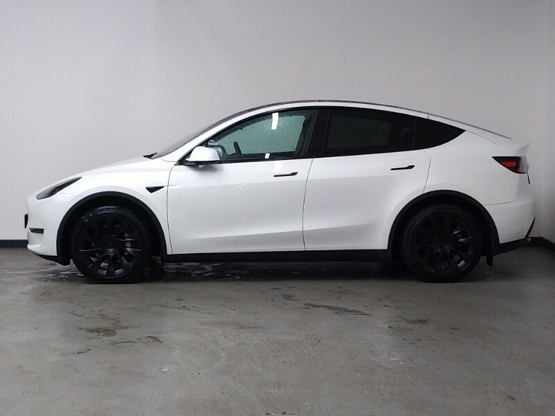 Tesla Model Y Long Range Awd White #4