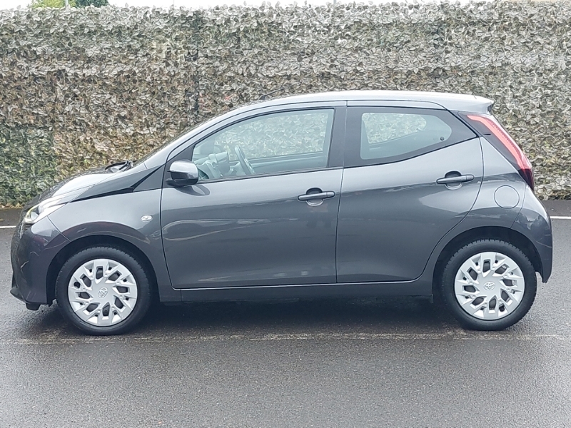 Toyota Aygo 1.0 Vvt-i X-play Tss Grey #4